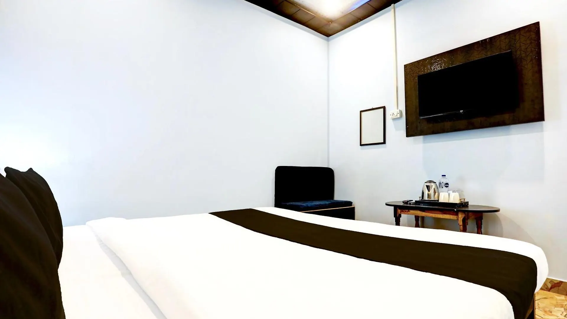 Hotel O S B Guest House Varanasi Índia